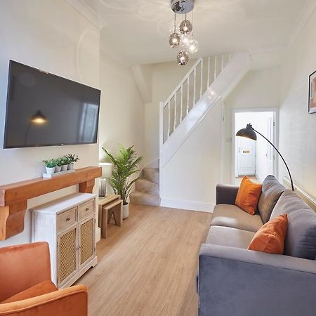 Host & Stay - Fountains Cottage 기스버러 외부 사진